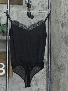 Nwt Socialite Women S Lace Trim Satin Bodysuit Wbs111438 N Xs Small Sz XS
